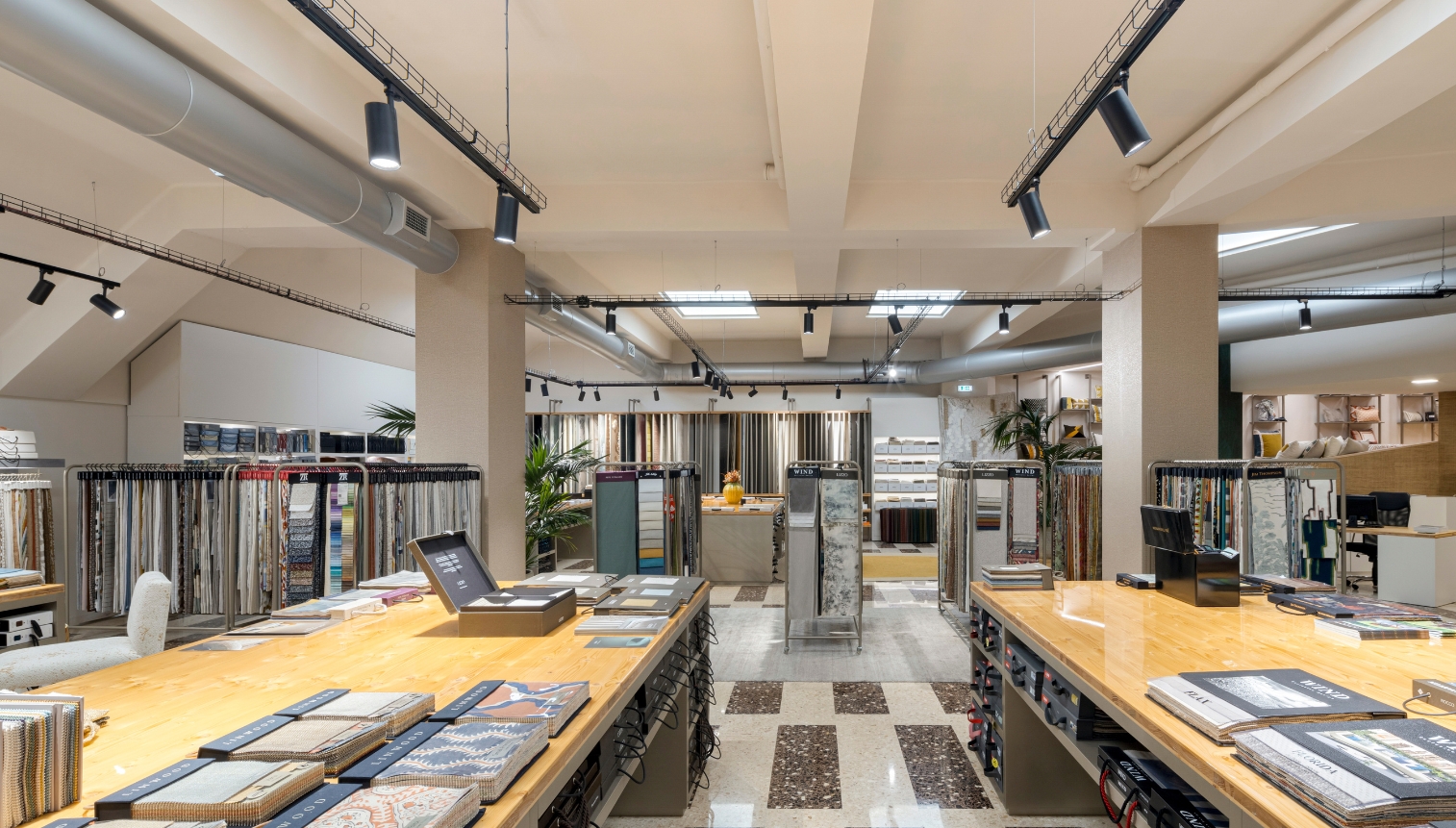 Barreiros & Barreiros Showroom Lisboa